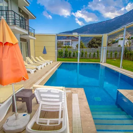 Opal Villa, Oezel Havuzlu, Вилла