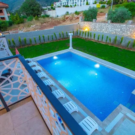 Opal Villa, Oezel Havuzlu, 别墅 *