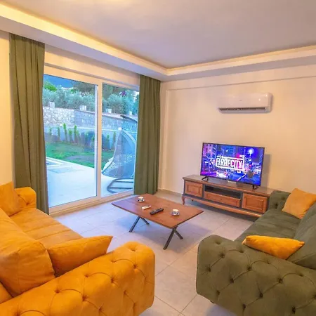 Willa Opal Villa, Oezel Havuzlu, *