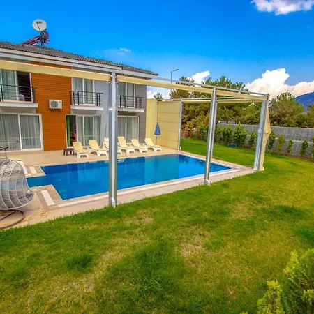 Opal Villa, Oezel Havuzlu, Villa *